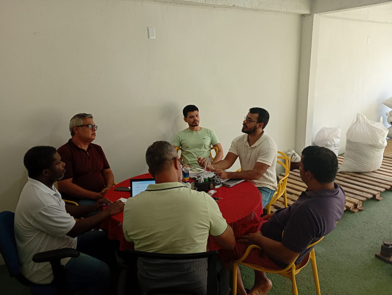 O encontro reuniu diretoria, gerência e cooperado.